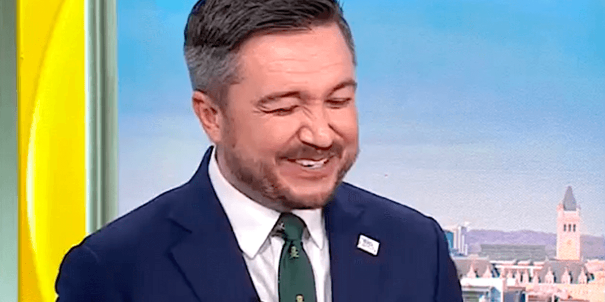 'You never answered my question!' Conservative fact-checked over and over by CNN panel