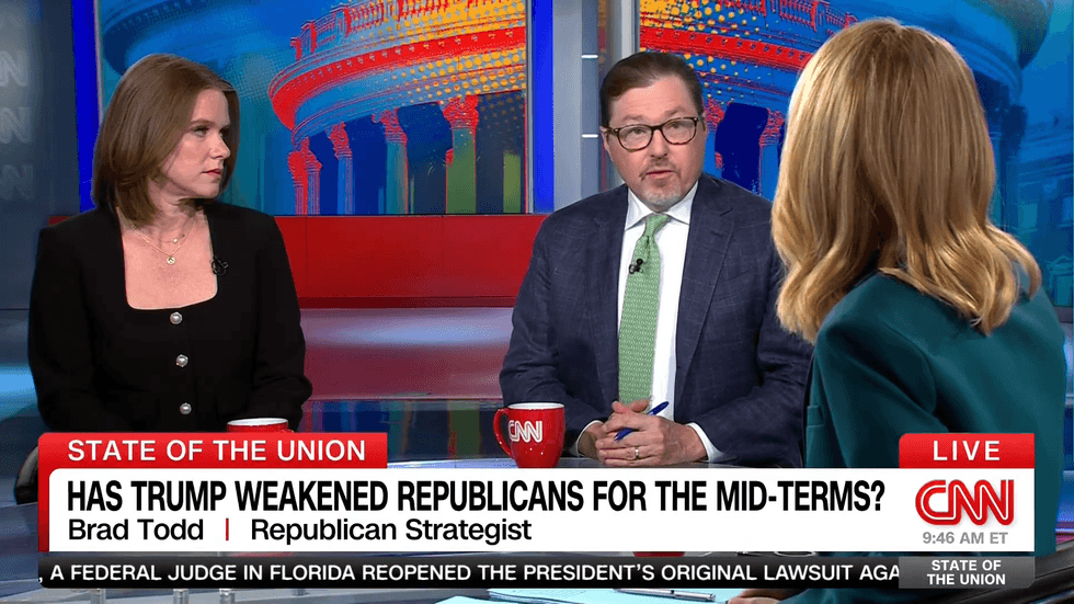 Trump barreling toward disaster with just '30 days to turn this ship': GOP strategists