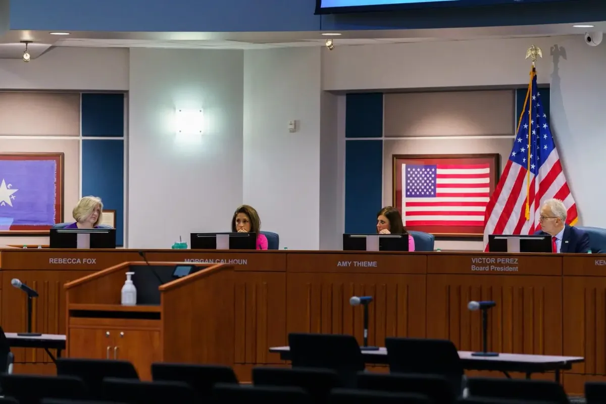 By outing 19 students to their parents, Texas school district violated ethics code
