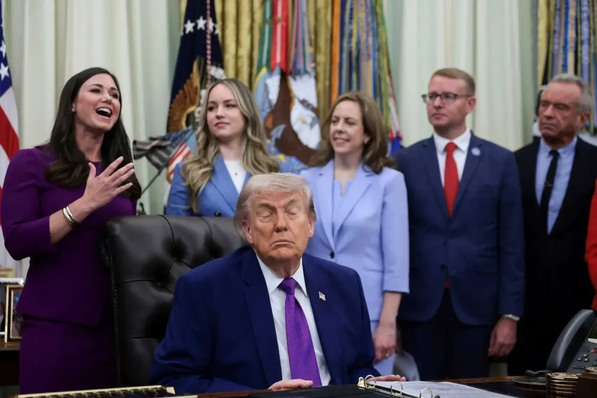 Trump embarrassed as MS NOW runs video of him sleeping alongside his Biden attacks
