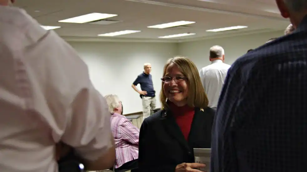 'Hilarious': Republican ripped for leaving tiny tip while bragging about Trump promise