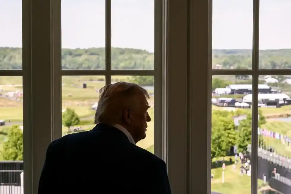 Policy expert flags telling detail in Trump post: 'This clearly was not written by him'