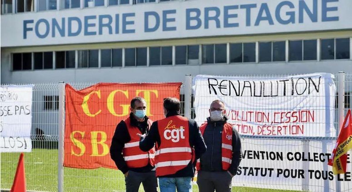 Angry Renault workers hold managers hostage to stop sale of French factory