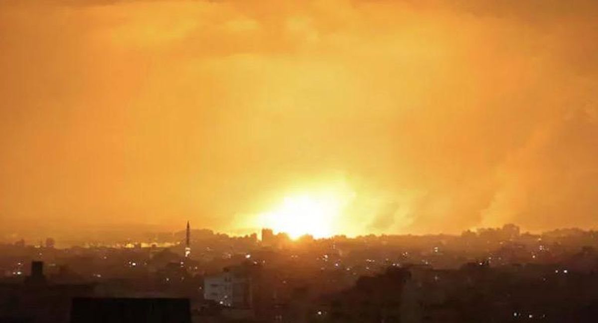 Israel pounds Gaza with air strikes, paving way for potential ground invasion