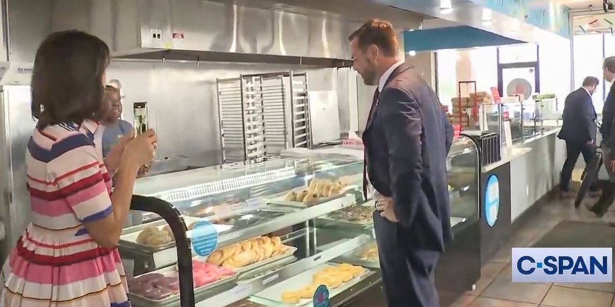 Former GOP lawyer describes J.D. Vance's 'awkward darkness' after donut shop visit