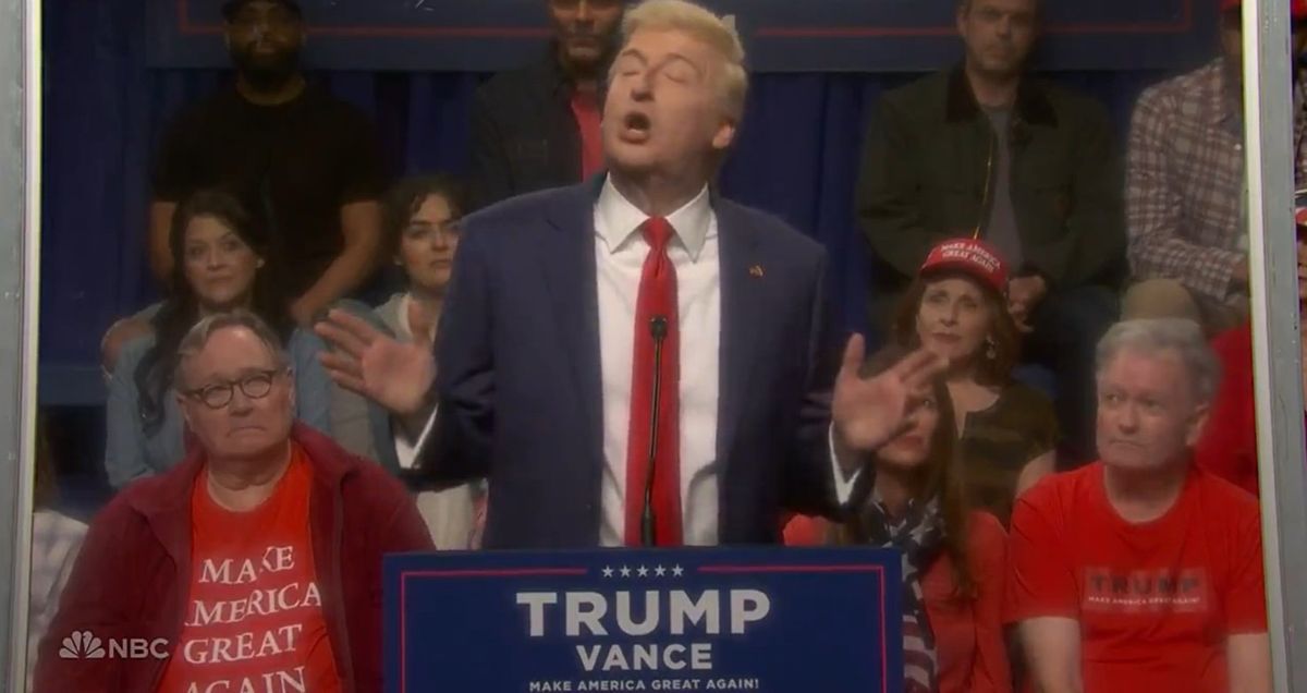 'Where are you going?' SNL's Trump begs fans not to leave rally while he's still talking