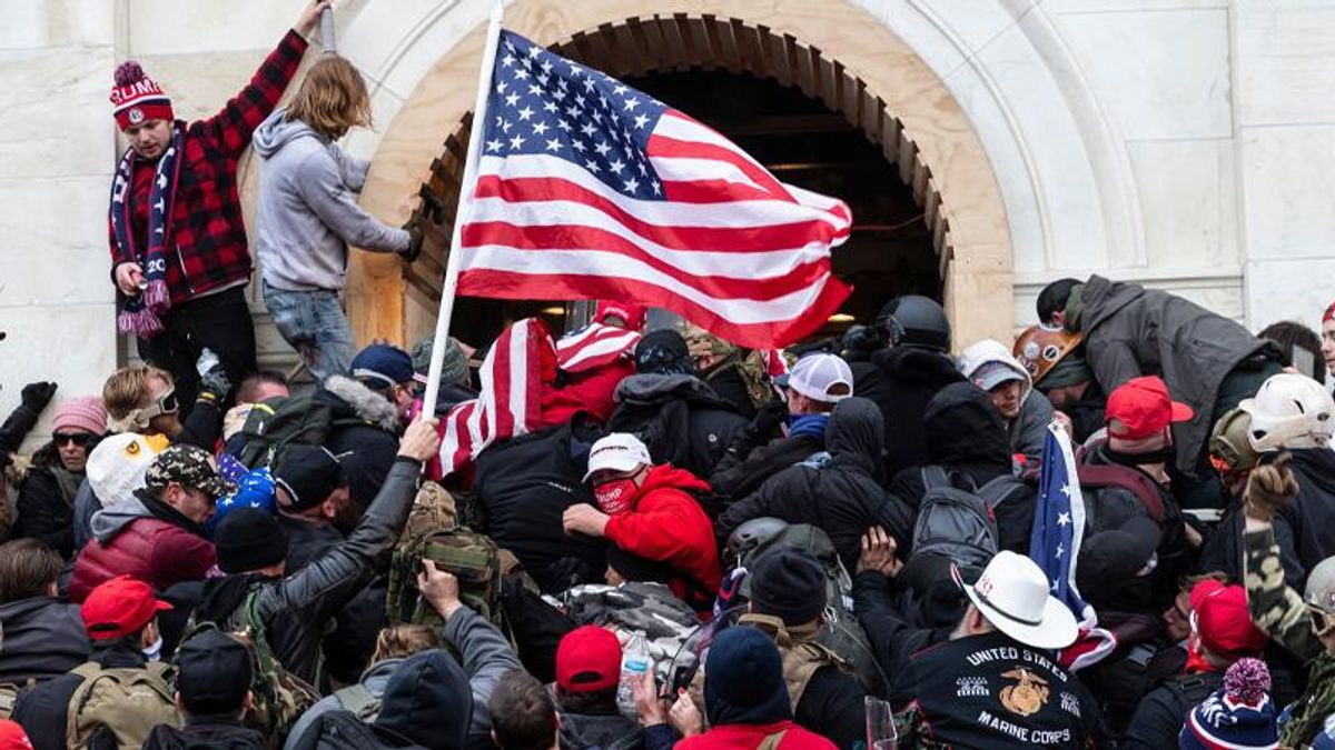 'Cowboys for Trump' leader removed from office in New Mexico for taking part in Jan. 6 insurrection