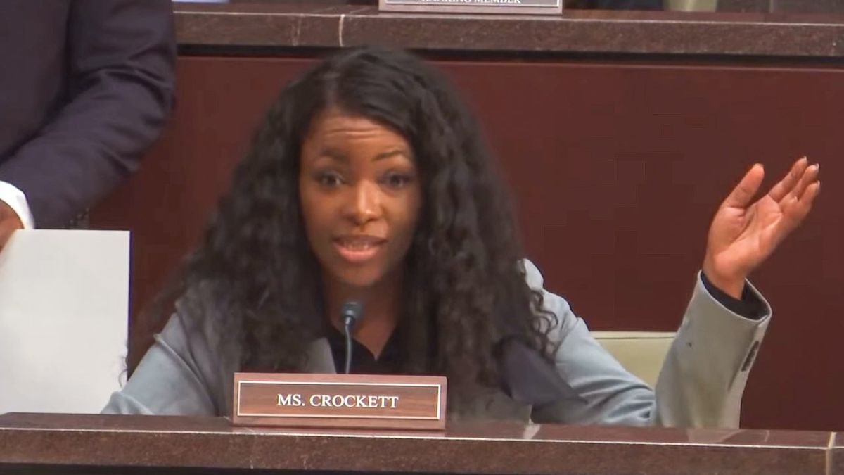 'Elon is looming': Jasmine Crockett mocks 'family spat' between Musk and Trump