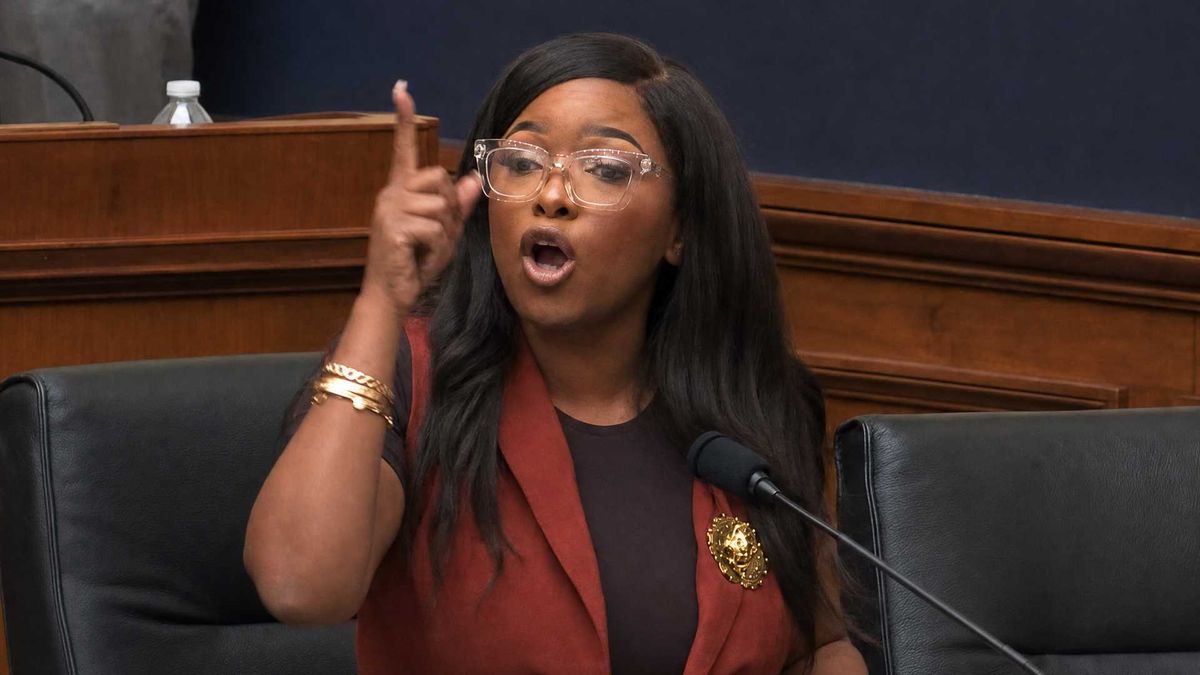 'Oh my God Jesus!' Jasmine Crockett explodes on GOP witnesses