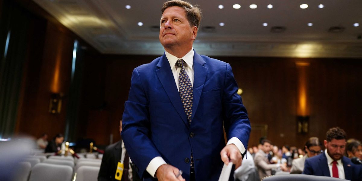 'They pressed him': Analyst flags 'pretty extraordinary' moment from Jay Clayton hearing