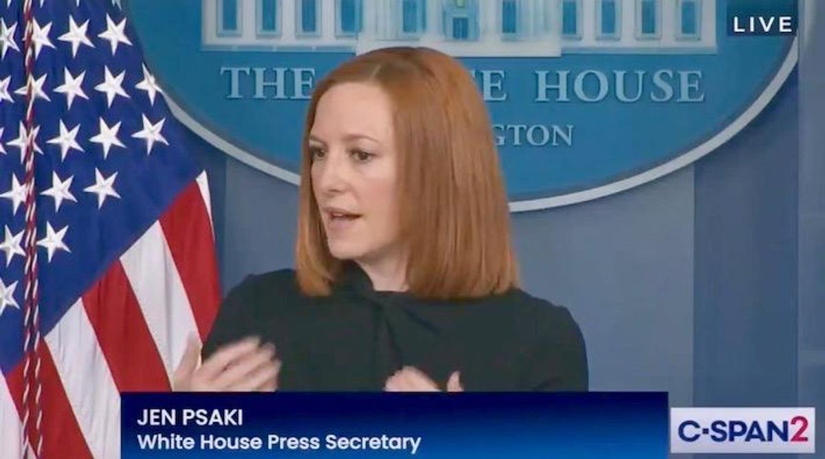 Jen Psaki brilliantly schools reporter that Biden traveling on Air Force One is different from Americans flying commercial