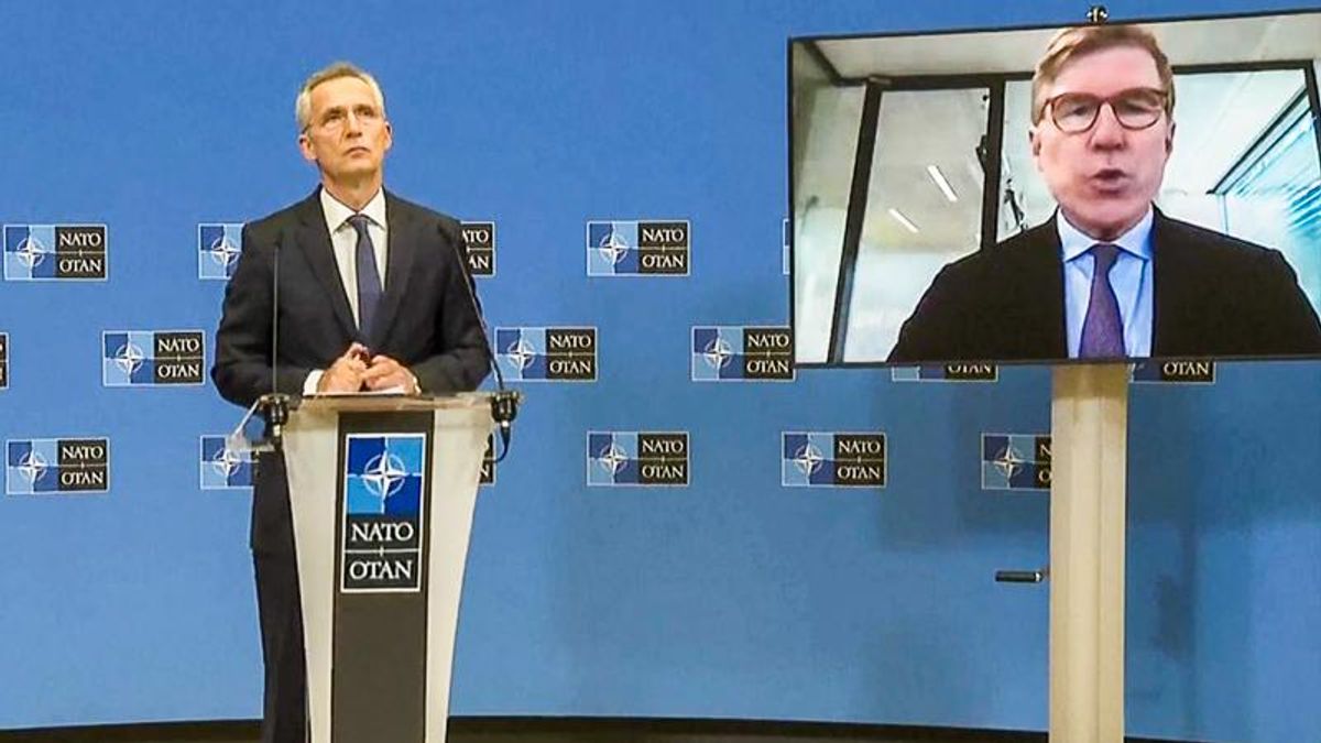 Fox News reporter asks NATO secretary-general to prove Russians are in Ukraine