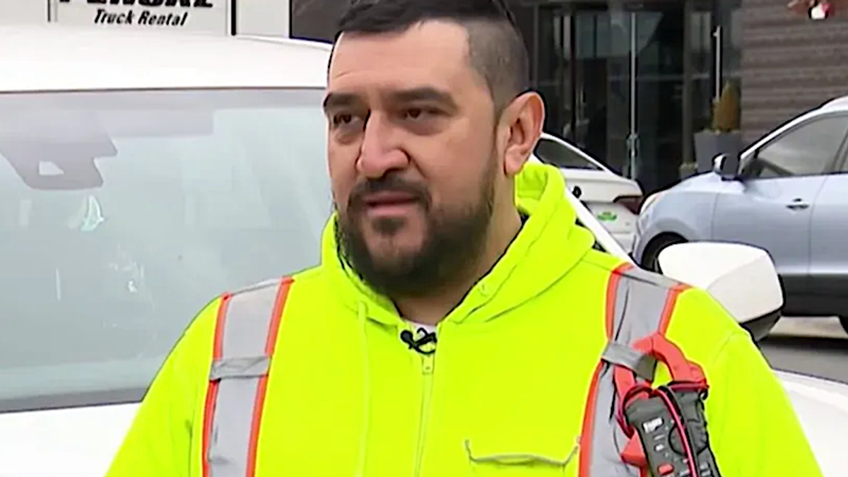 Hispanic man rethinking Trump vote after ICE encounter: 'They assume we're all illegals'
