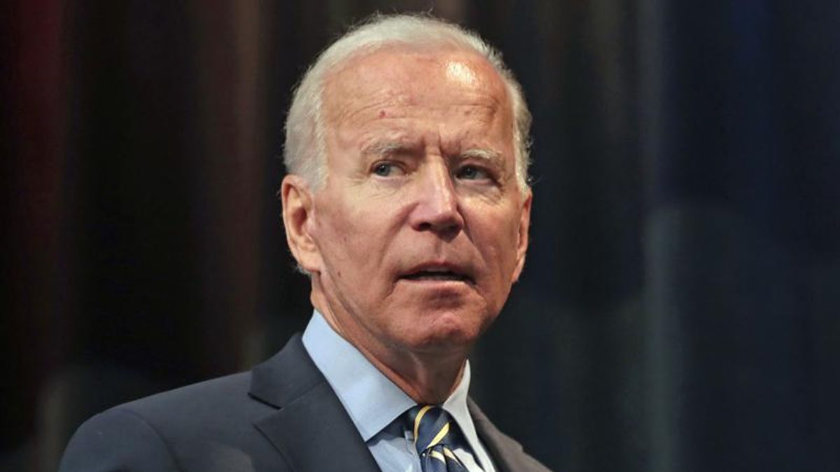 Dems fear 'devastating consequences' in 2022 midterms after Biden's struggles in August: report