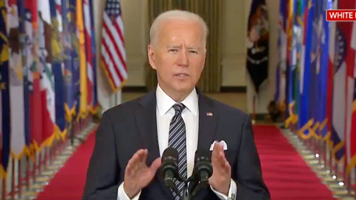 'Extremely dangerous': Biden warns another Kabul airport bombing is 'likely'