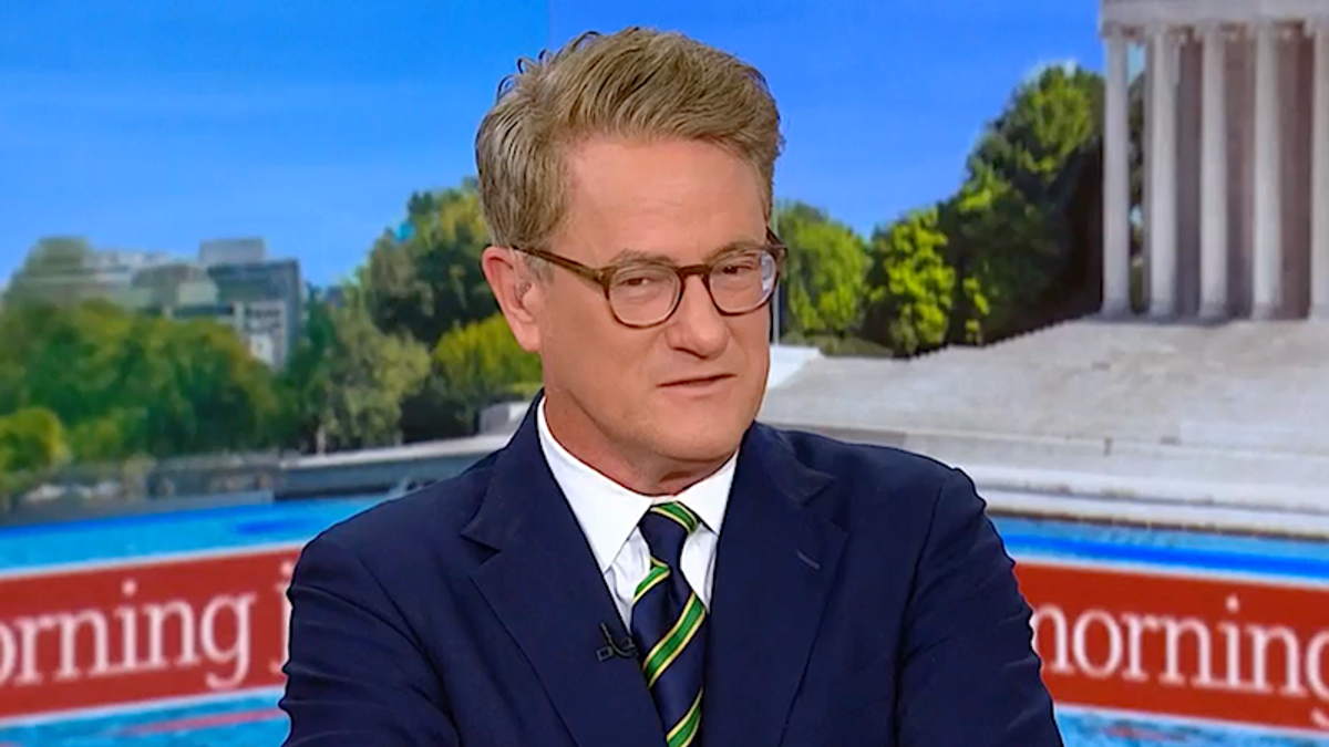 'Pretty remarkable': Morning Joe stunned by Trump 'poking at Putin' at White House meeting