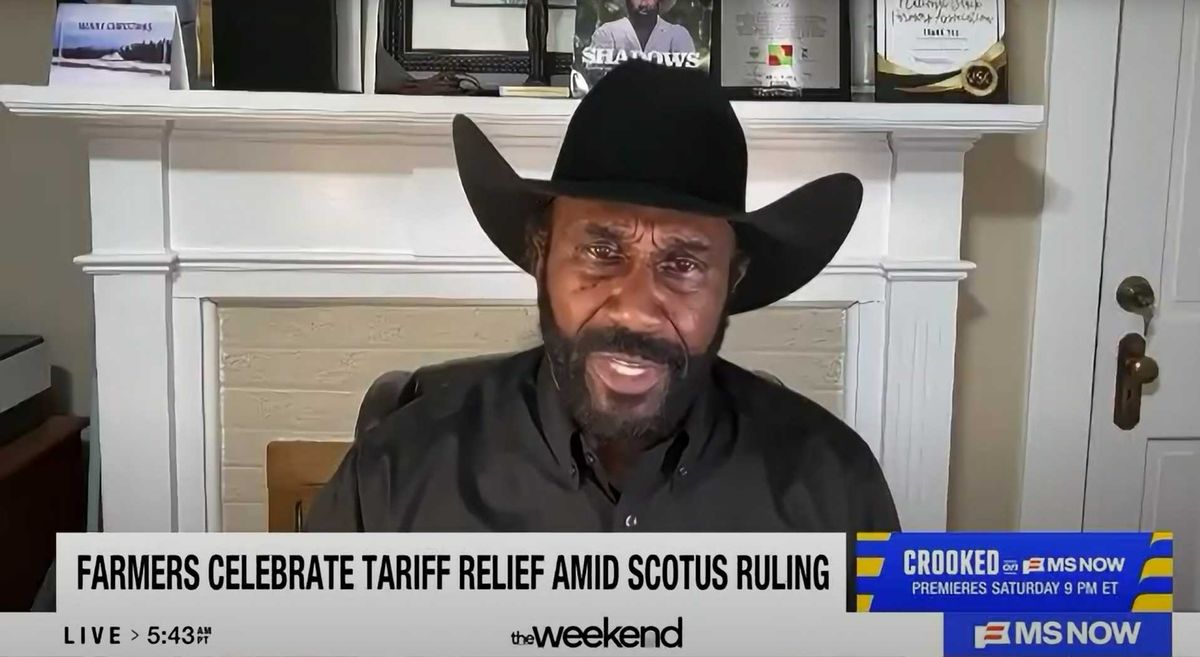 'That's a lie!' Black farmer corrects Trump while exposing president's 'all-white' meeting