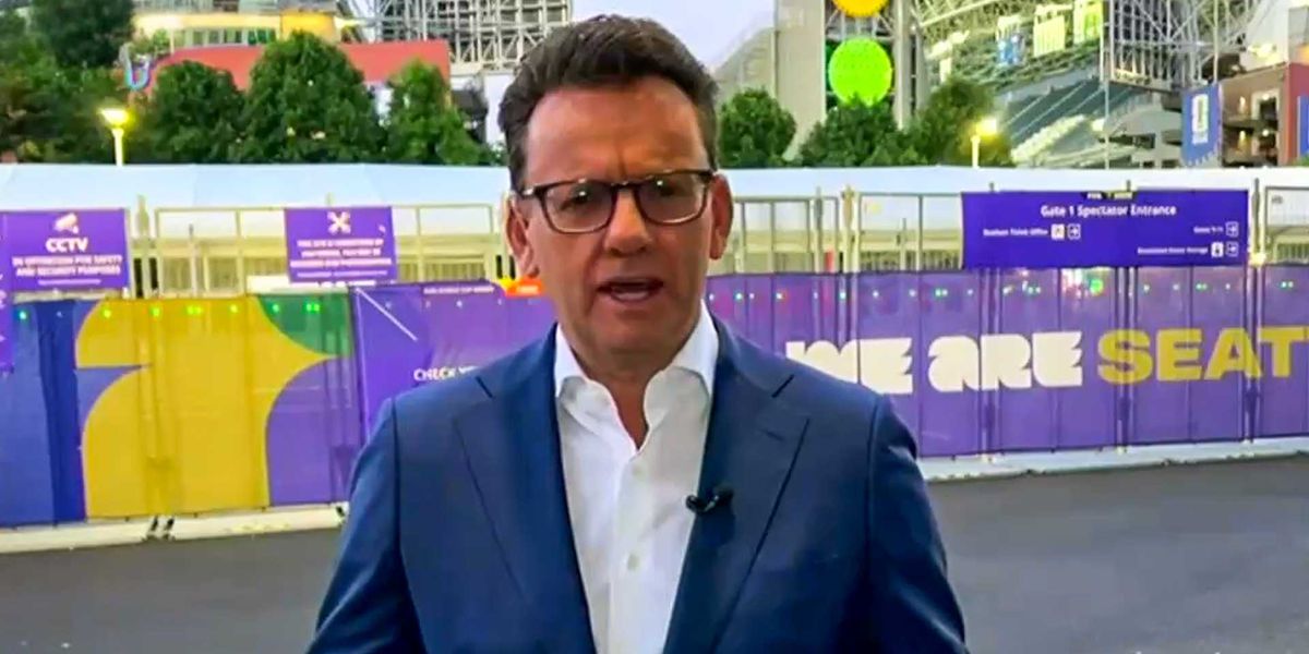 Fox News reporter unloads on 'complete and utter mess' after Trump's soccer meddling