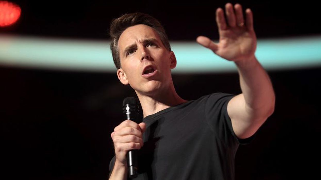 Josh Hawley botches his latest attack on FBI – falsely claims Facebook was told to censor Hunter Biden story