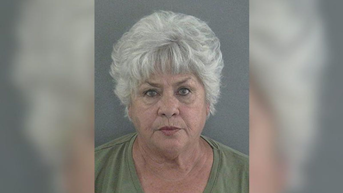 Woman hurled racial abuse at Burger King worker because her Whopper's tomato was sliced too thick: police