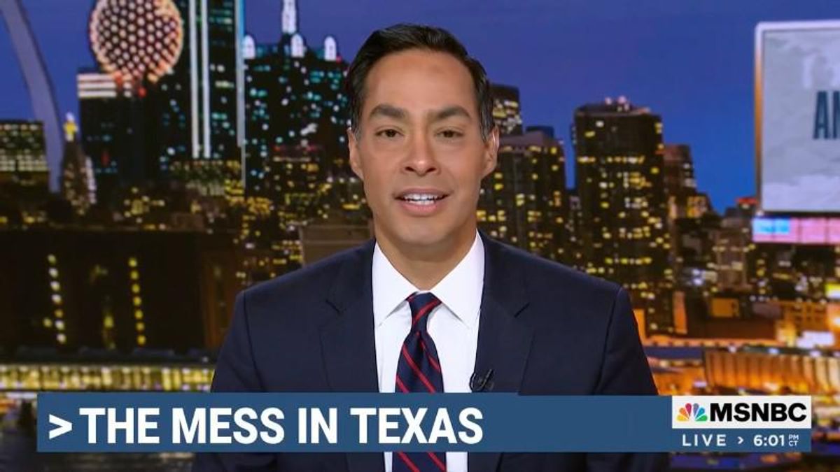 'The mess in Texas': MSNBC anchor Julián Castro explains how Greg Abbott is 'just bad at his job'