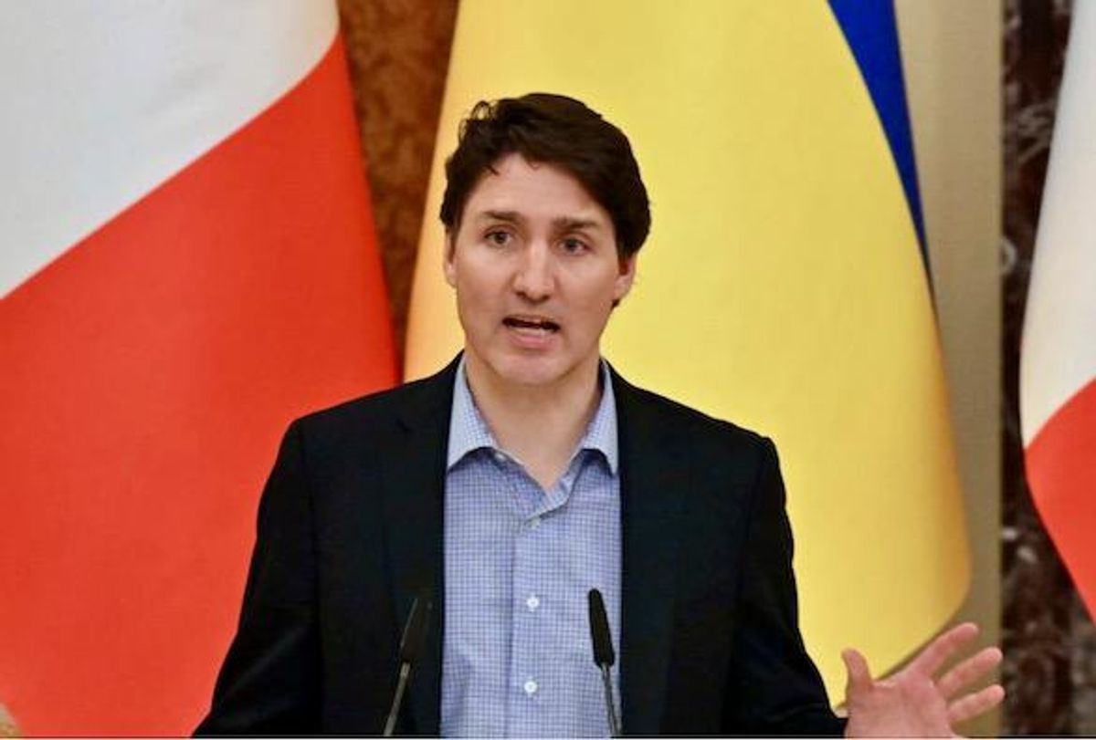 Trudeau announces Canada handgun 'freeze'