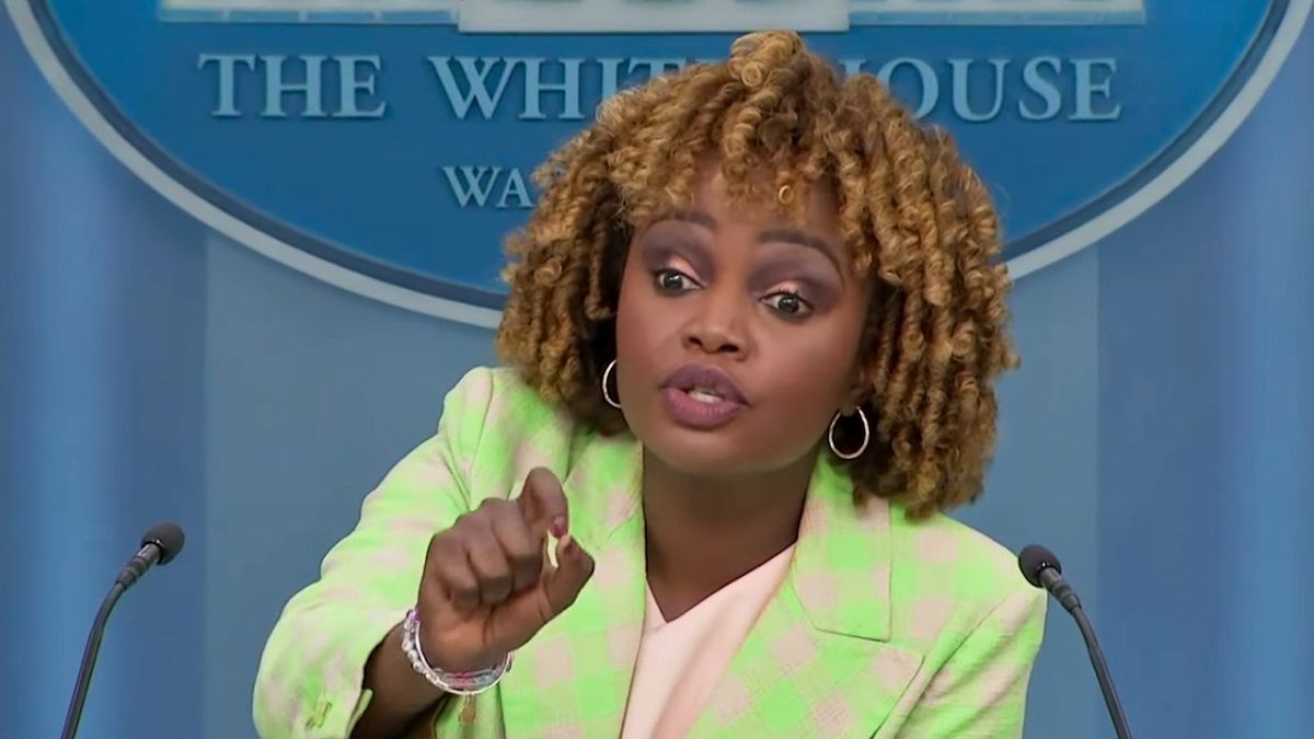 'Trying to sell books': Ex-Biden aide faces bad reaction over ditching Dem party