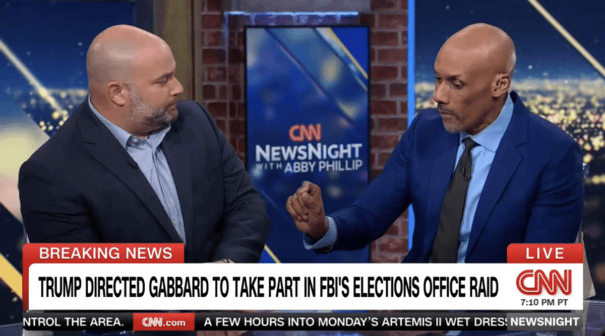 Dem shreds former Republican leader's defense of Trump's latest FBI raid