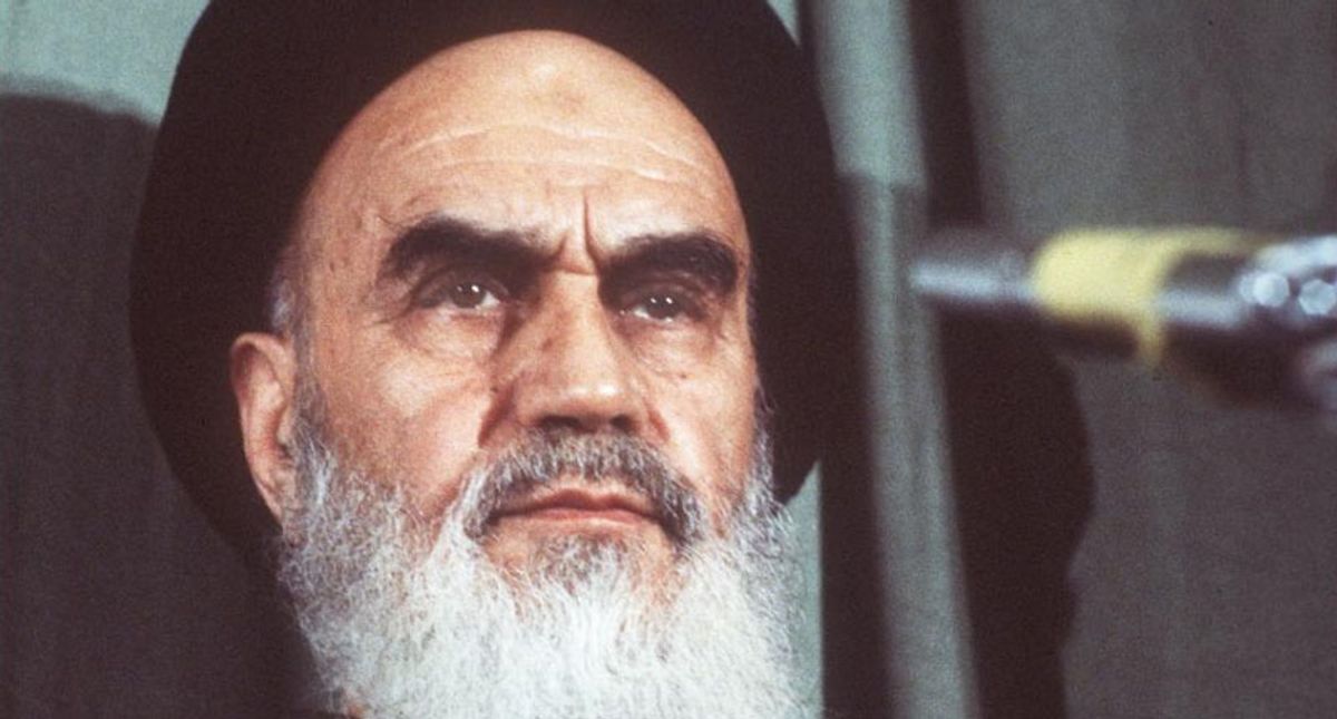 Iran protesters set fire to Khomeini's ancestral home