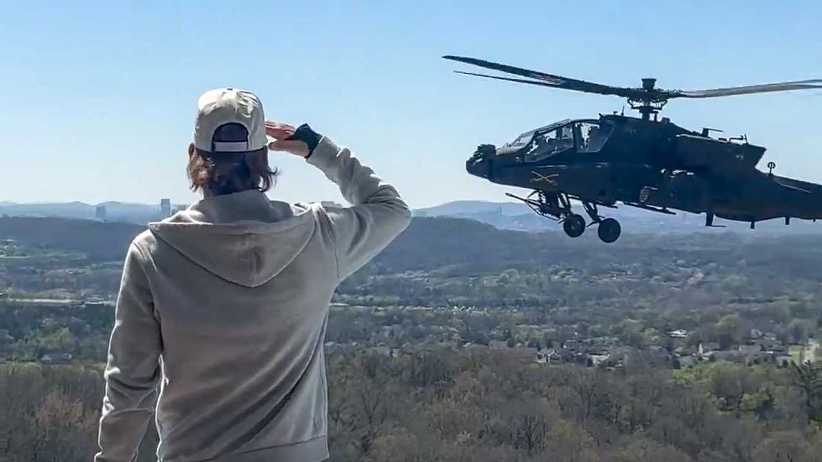 US Army investigating attack helicopter 'photoshoot' at Kid Rock's home