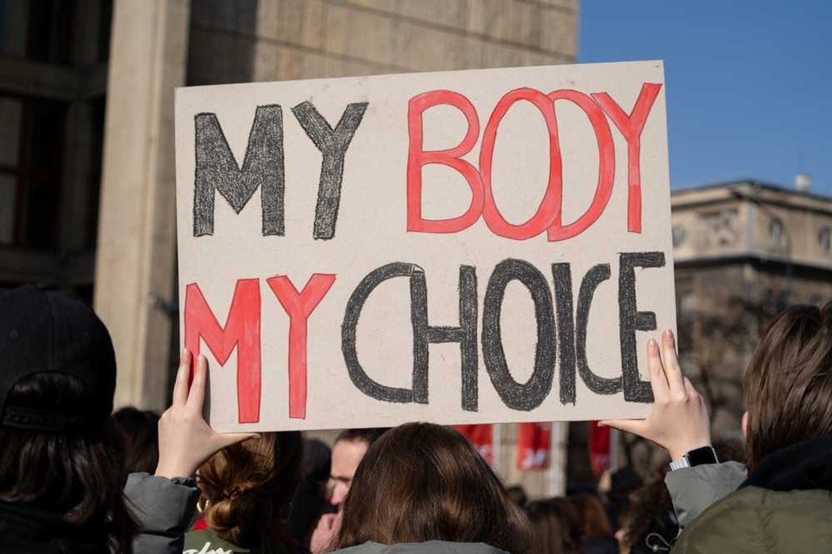 Cops caught lying about why they used AI tool to track woman who had abortion: report