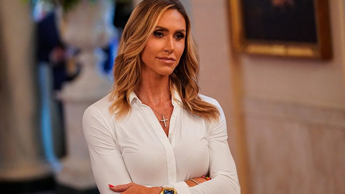 Lara Trump torched for ICE photo op as TSA goes unpaid: 'Someone more useless than you'