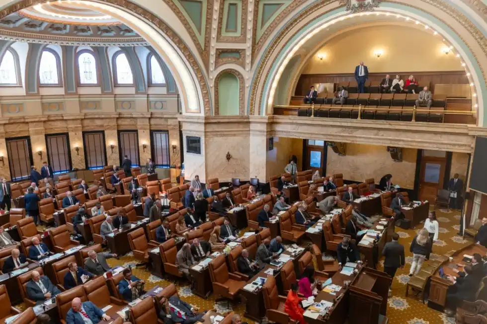Budget crisis fears as Mississippi GOP pushes for record tax cuts