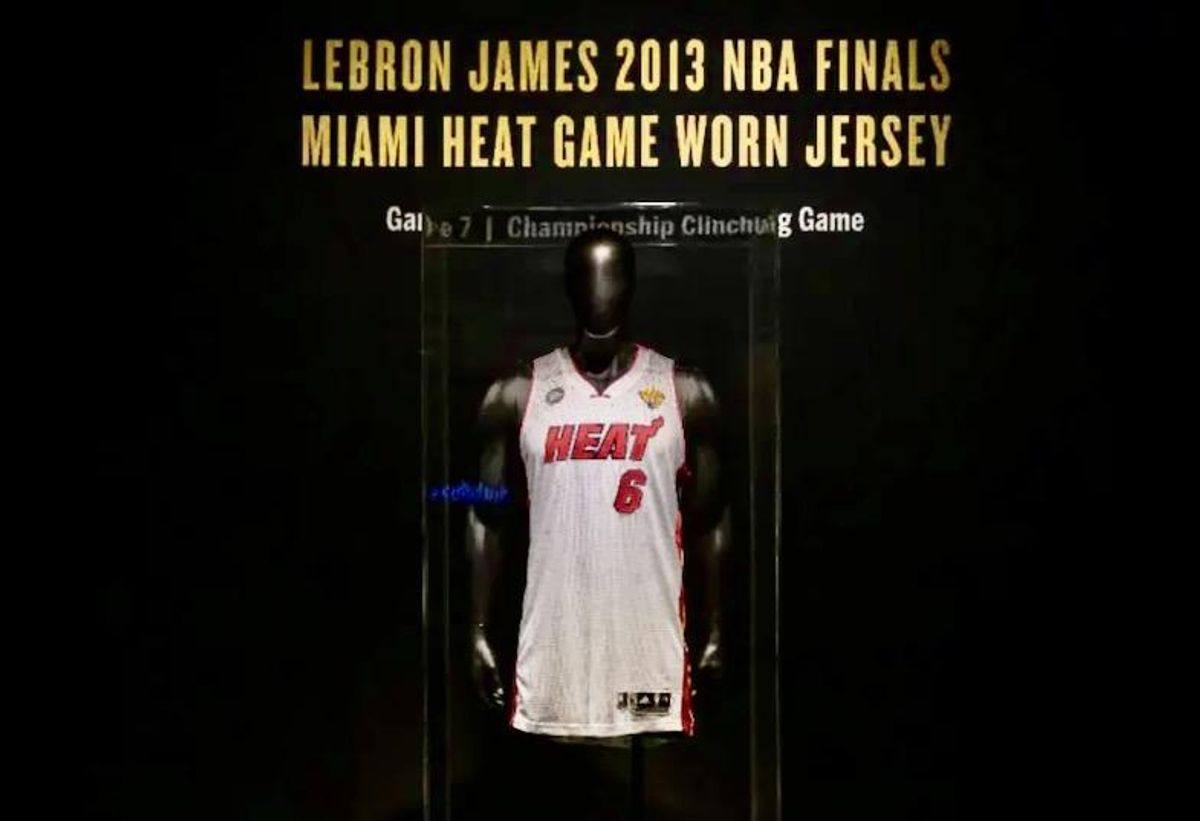 LeBron James jersey sells for whopping $3.7 million