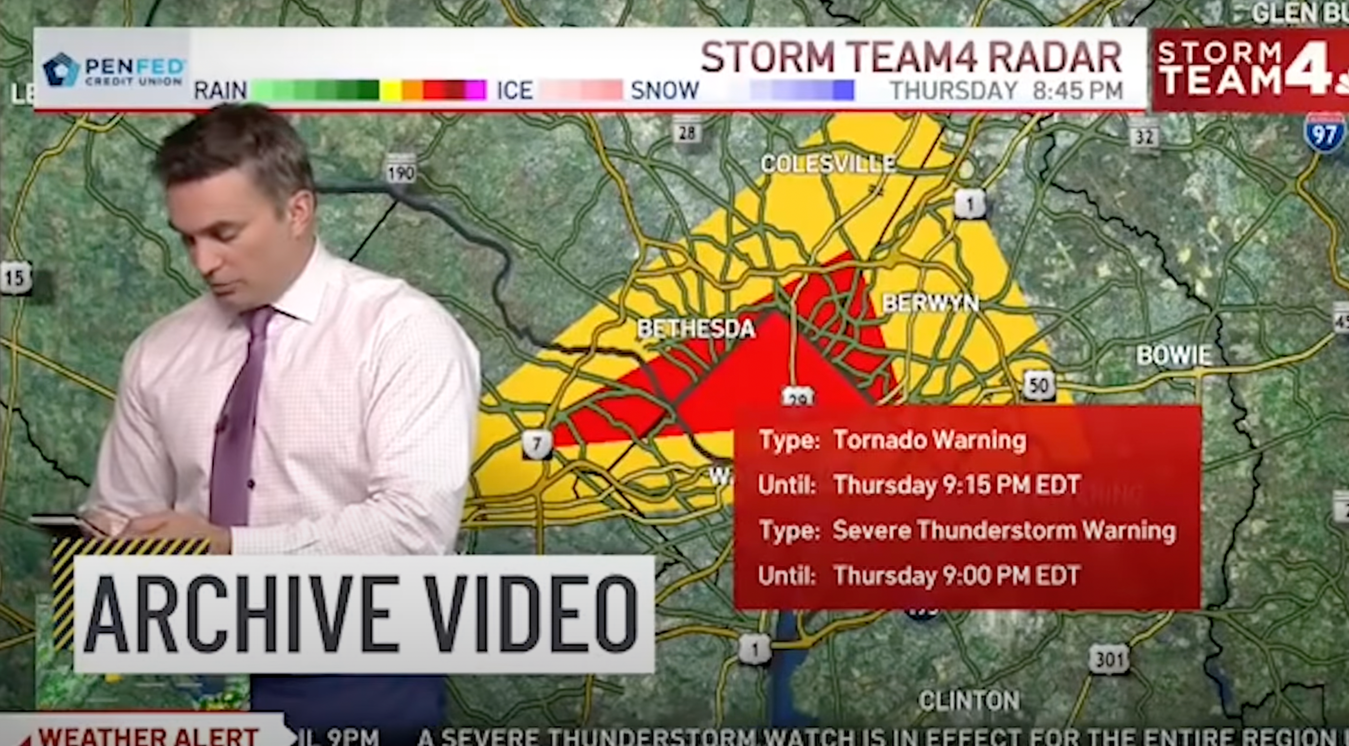 Weatherman stops live broadcast to call his children and warn them about tornado over their house
