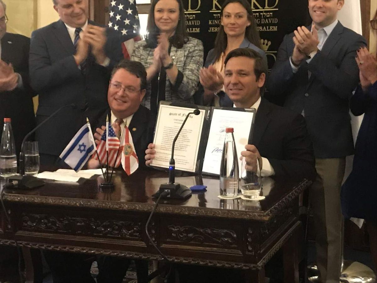 Jewish GOPer deserts DeSantis for Trump after he was beaten up by 'Nazi' in Florida
