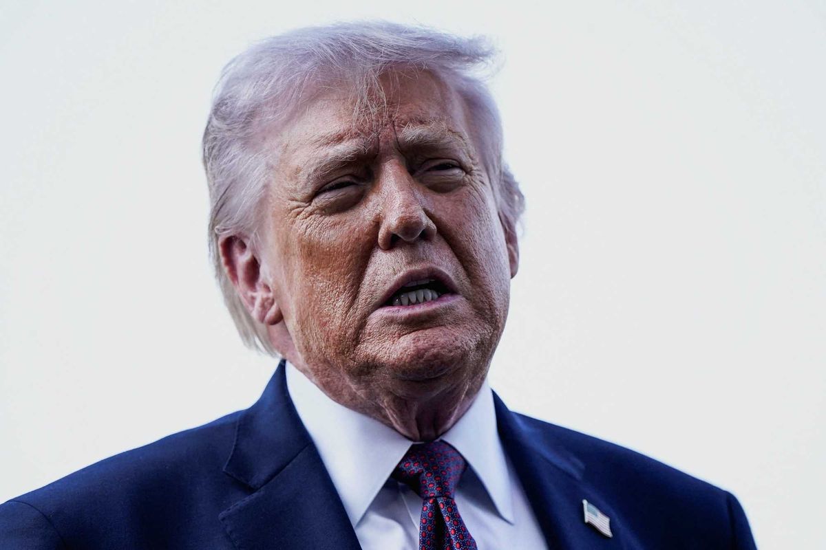 Rachel Maddow in disbelief that Trump's 'show-stopping' new scandal isn't bigger news