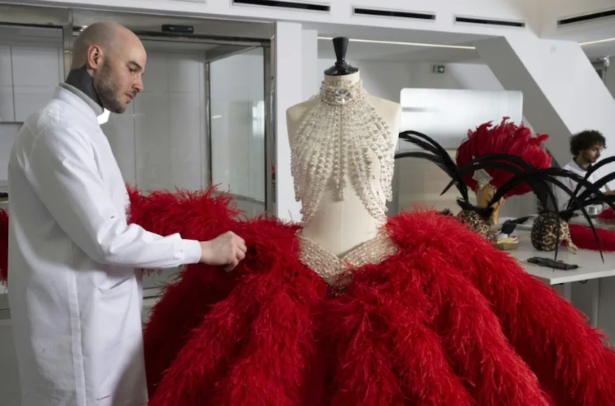 Backstage artisans keep Moulin Rouge kicking