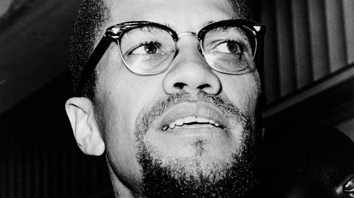 Family of Malcolm X claims officer's deathbed letter shows FBI and the cops were behind his murder