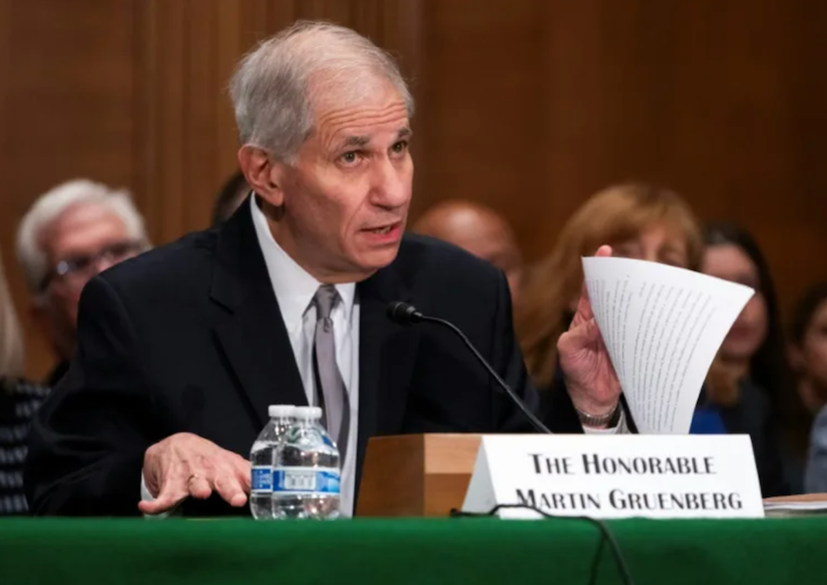 Top U.S. banking regulator offers resignation after toxic workplace report