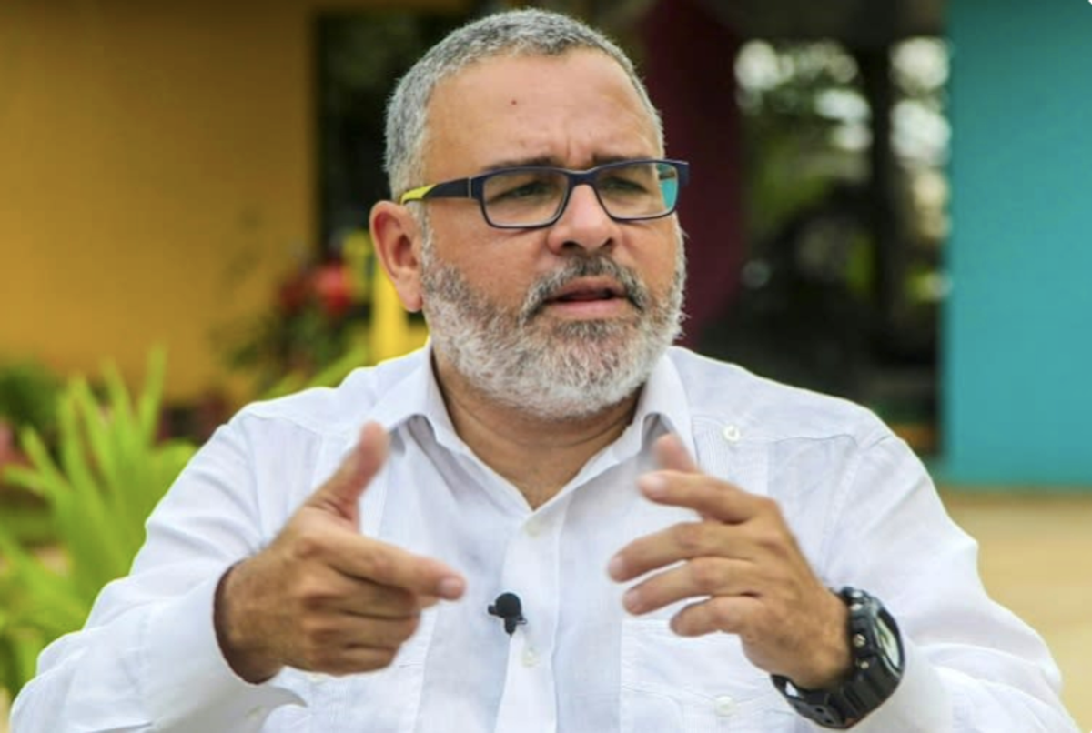 Mauricio Funes: journalist turned El Salvador president