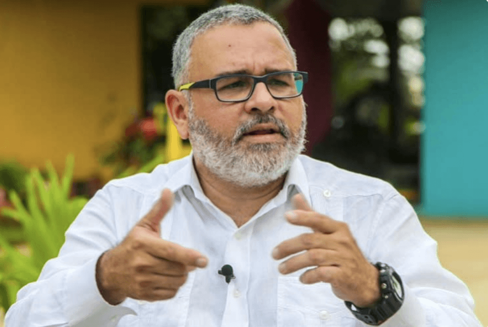 Mauricio Funes: journalist turned El Salvador president