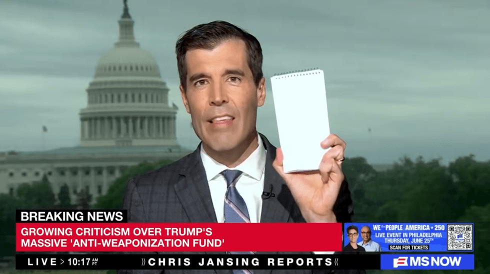 Reporter uses devastating prop to warn Trump his latest push is destined to flop