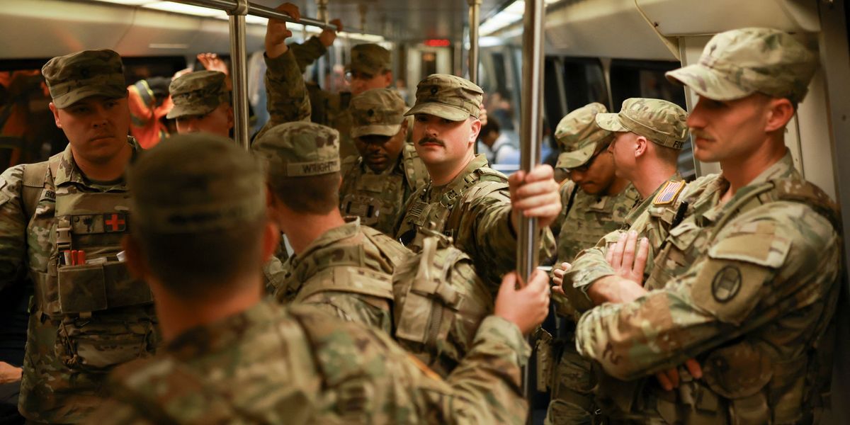 'Goosebumps': Ex-prosecutor in awe as Trump told 'get your damn hands off' National Guard