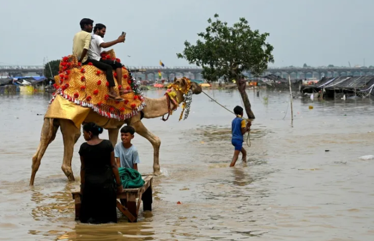 Death toll mounting from South Asia's devastating monsoon
