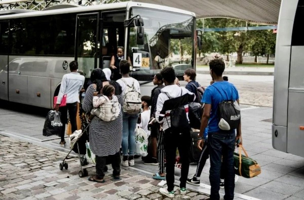 Migrant transfers from Paris ahead of Olympics anger mayors