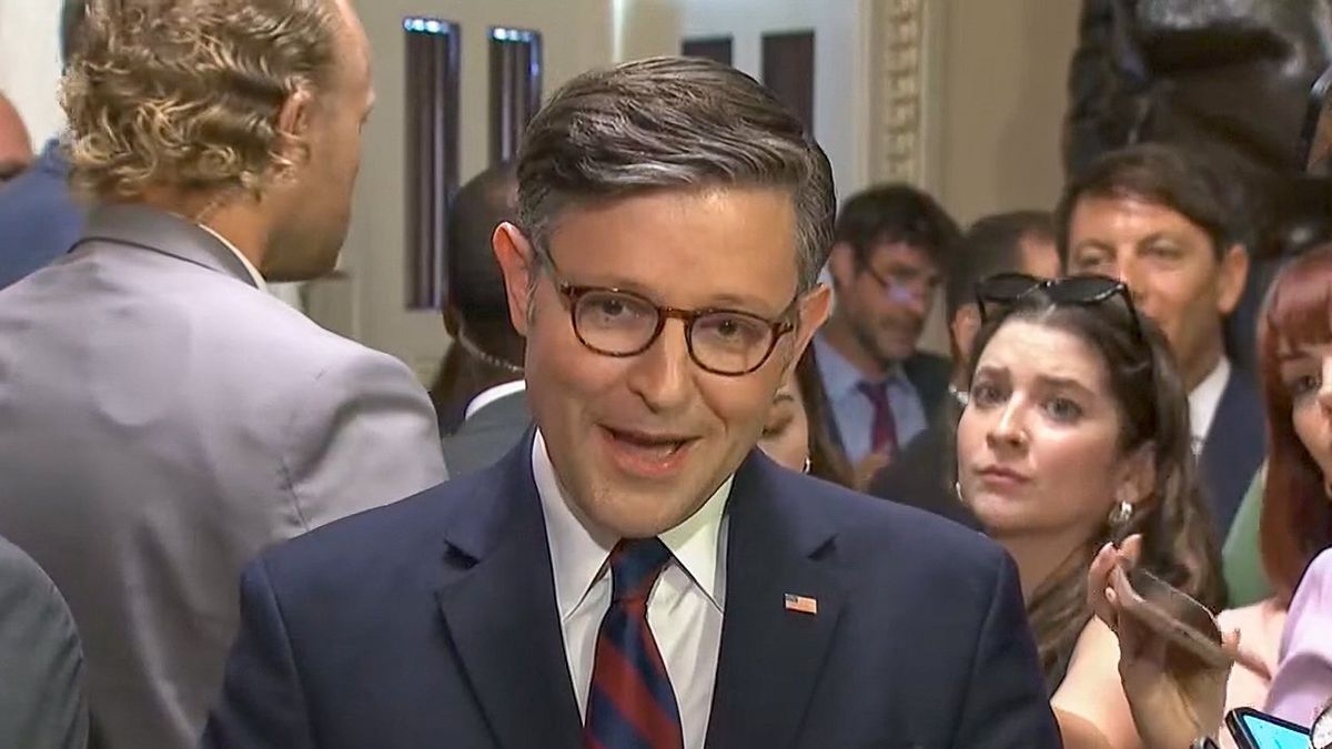 'That's a lie!' Mike Johnson shouted down by lawmakers after remarks on Padilla