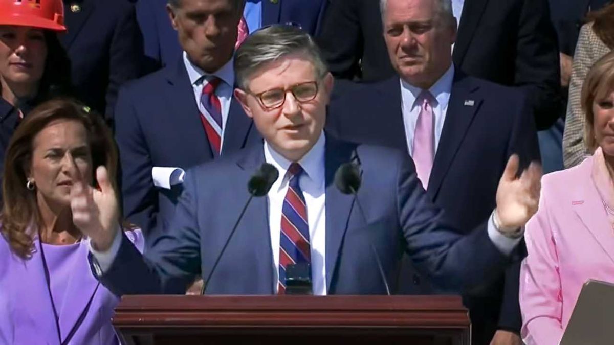 'I was taken aback': Mike Johnson scolds Pope Leo for claiming Jesus opposed war