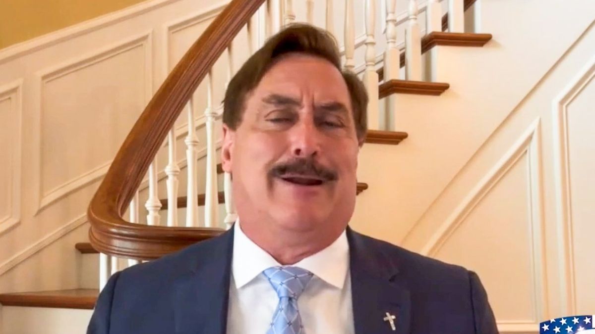 'It's disgusting': Mike Lindell attacks 'compromised judges' for Kari Lake's latest election loss