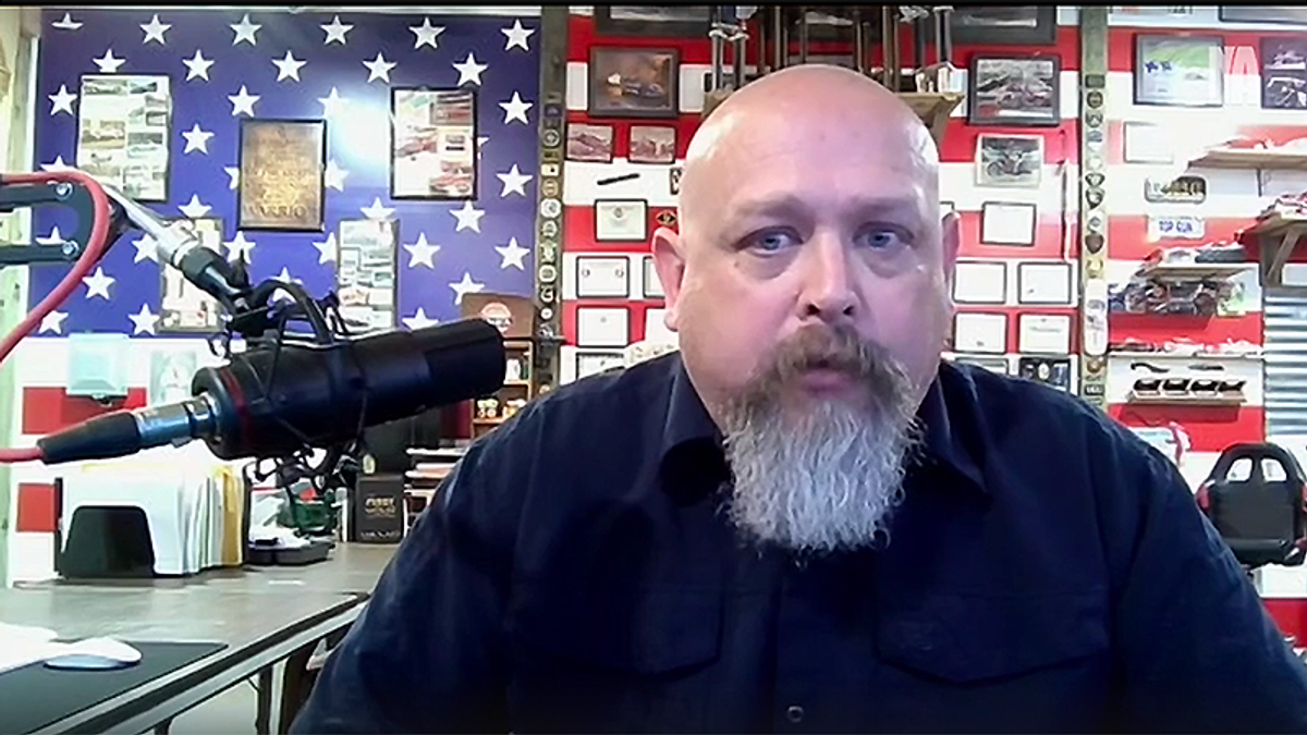 'Conspiracy-minded' MAGA cop bungles child predator sting operation